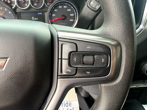 Used 2019 Chevrolet Silverado 1500 LT image 18