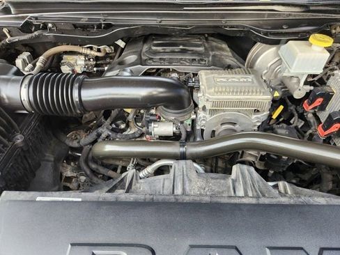 Used 2020 RAM 1500 Limited w/ Body Color Bumper Group image 33