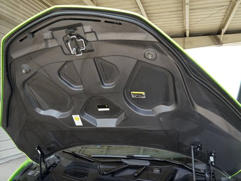 Used 2024 Lamborghini Revuelto AWD/4WD image 29