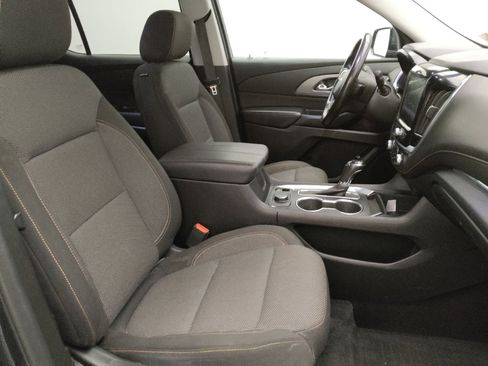 Used 2019 Chevrolet Traverse LT w/ LPO, Floor Liner Package AWD/4WD image 21
