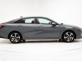 Used 2022 Hyundai Elantra SEL w/ Convenience + Premium Package image 2