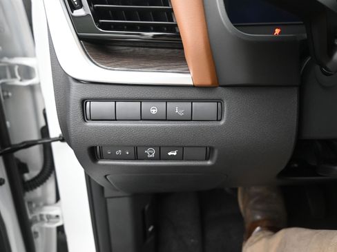 New 2026 Nissan Rogue Platinum w/ Platinum Premium Package image 12