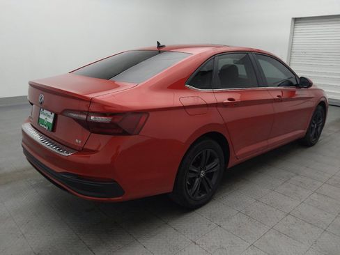 Used 2024 Volkswagen Jetta SE w/ Panoramic Sunroof Package FWD image 9