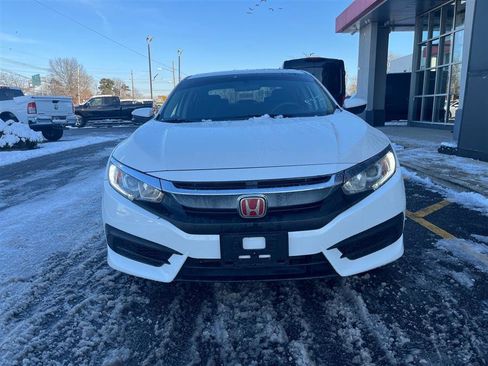 Used 2017 Honda Civic EX image 2