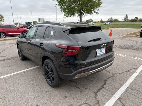 New 2026 Chevrolet Trax ACTIV FWD image 5