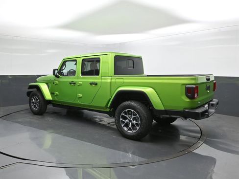 New 2026 Jeep Gladiator Sport AWD/4WD image 5