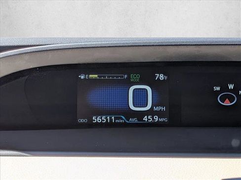 Used 2016 Toyota Prius Three image 11