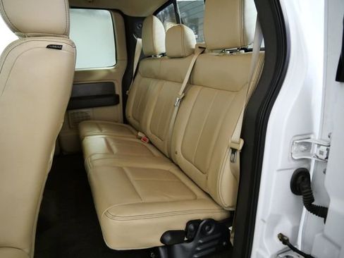 Used 2012 Ford F150 Lariat w/ Lariat Chrome Pkg image 16