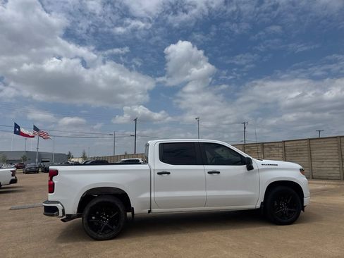 Used 2023 Chevrolet Silverado 1500 Custom RWD image 25