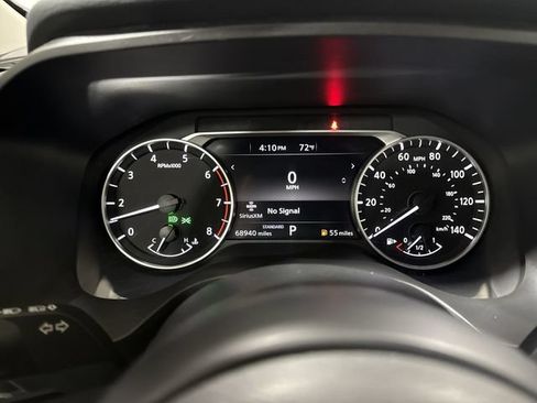 Used 2024 Nissan Rogue SV FWD image 12
