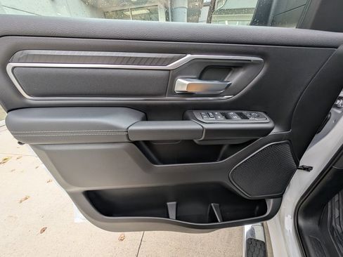 New 2026 RAM 1500 4x4 Crew Cab image 43