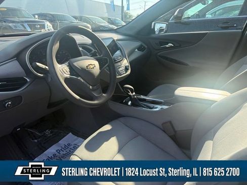 Used 2024 Chevrolet Malibu LT FWD image 10