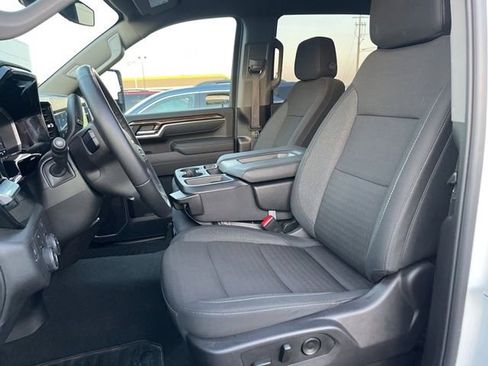 Used 2025 Chevrolet Silverado 2500 LT w/ Convenience Package AWD/4WD image 24