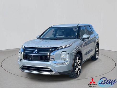 New 2026 Mitsubishi Outlander SE FWD image 1