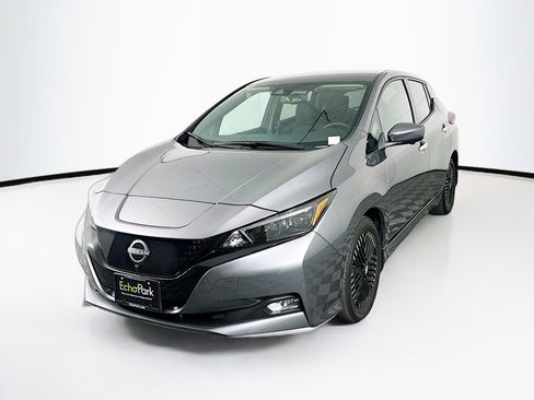 Used 2024 Nissan Leaf SV Plus image 3