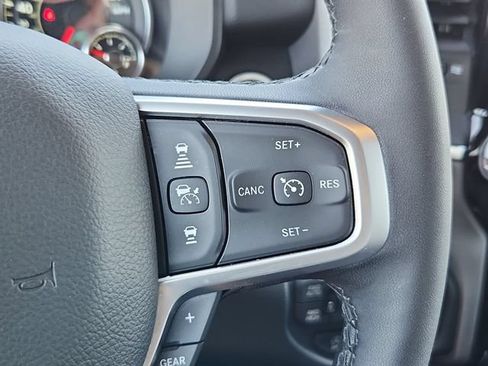 Used 2025 RAM 1500 Big Horn AWD/4WD image 27