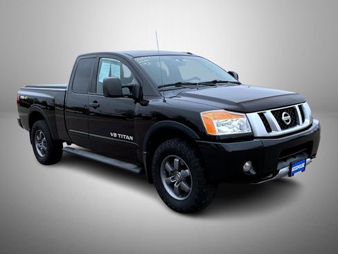Used 2014 Nissan Titan PRO-4X image 3