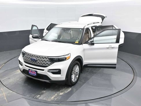 Used 2020 Ford Explorer Limited w/ Class III Trailer Tow Package AWD/4WD image 29