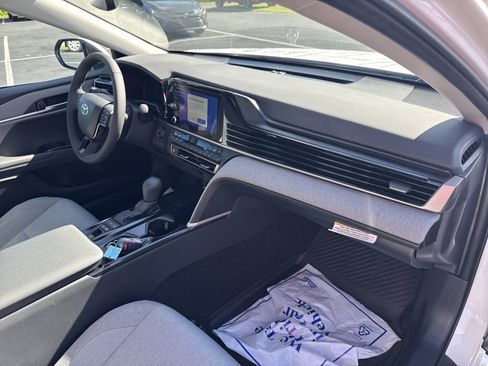 New 2025 Toyota Camry LE w/ Convenience Package image 33