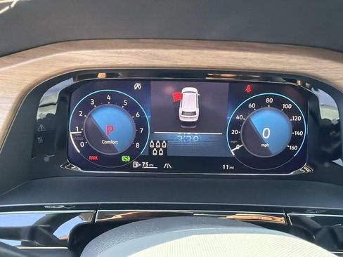 New 2026 Volkswagen Atlas SE FWD image 20