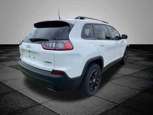Used 2022 Jeep Cherokee Latitude Lux w/ Sun & Sound Group AWD/4WD image 14
