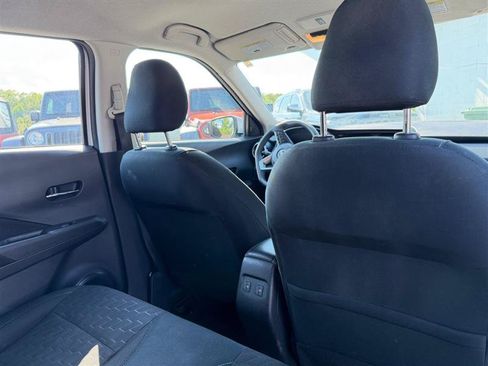 Used 2024 Nissan Kicks SV w/ Exterior Package FWD image 19