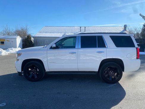 Used 2017 Chevrolet Tahoe LT image 9