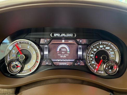 Used 2021 RAM 3500 Limited AWD/4WD image 14