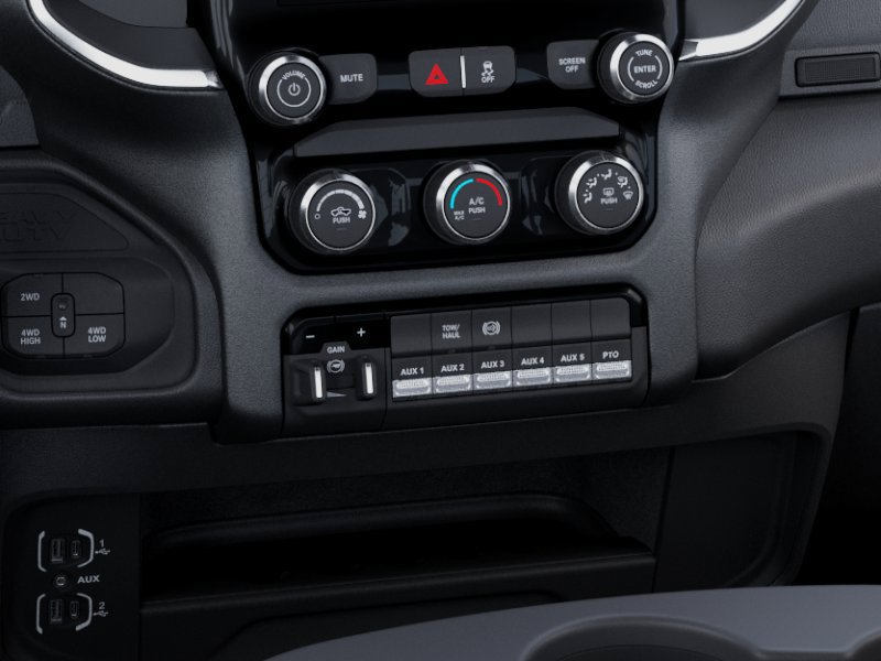 New 2025 RAM 3500 Big Horn AWD/4WD image 25