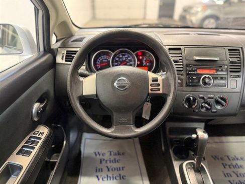 Used 2010 Nissan Versa 1.8 S w/ PWR Plus Pkg FWD image 13