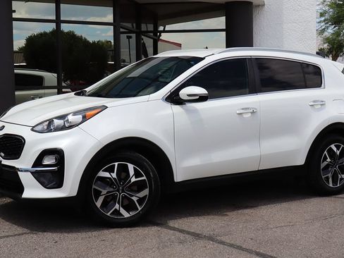 Used 2020 Kia Sportage EX FWD image 3