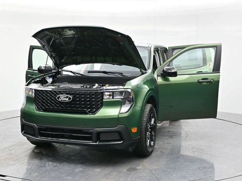 New 2025 Ford Maverick XLT w/ XLT Luxury Package image 49