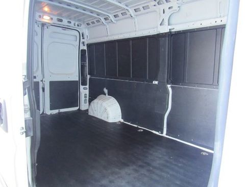 Used 2023 RAM ProMaster 2500 image 6