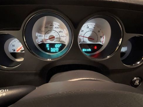 Used 2013 Dodge Challenger R/T image 77