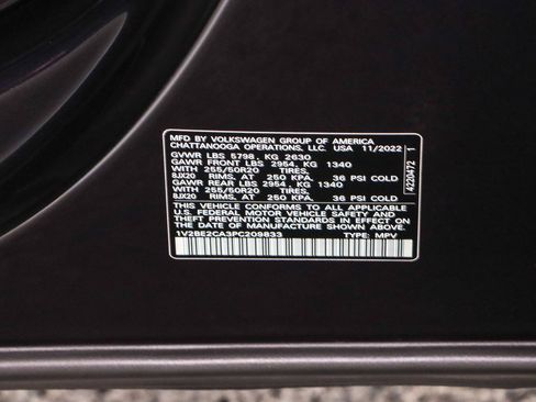 Used 2023 Volkswagen Atlas Cross Sport SEL AWD/4WD image 33