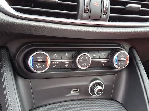 New 2025 Alfa Romeo Stelvio Sprint w/ Veloce Package image 12