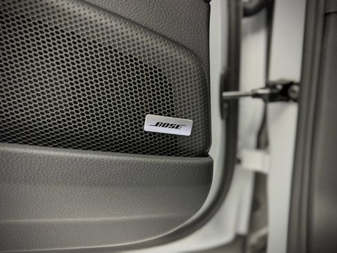 Used 2025 Porsche Panamera 4 image 30