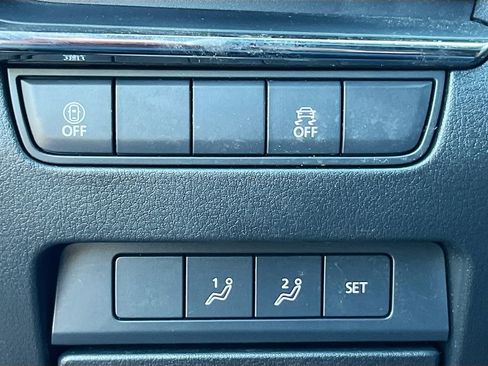 Used 2022 MAZDA MAZDA3 s image 10