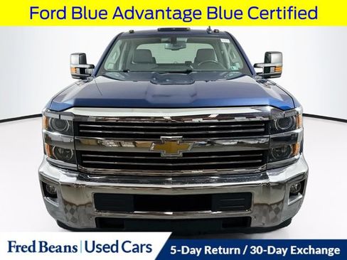 Used 2018 Chevrolet Silverado 2500 LT AWD/4WD image 2