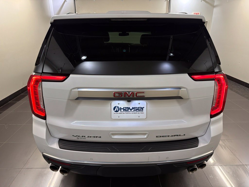 Used 2022 GMC Yukon Denali AWD/4WD image 5