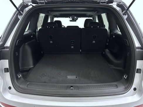 New 2025 Jeep Grand Cherokee Laredo X AWD/4WD image 9