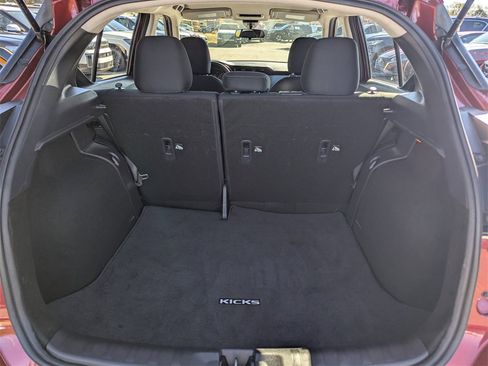 Used 2023 Nissan Kicks SV image 23