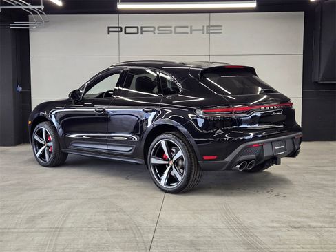 New 2026 Porsche Macan S image 3