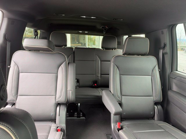 Used 2022 GMC Yukon XL SLT AWD/4WD image 18