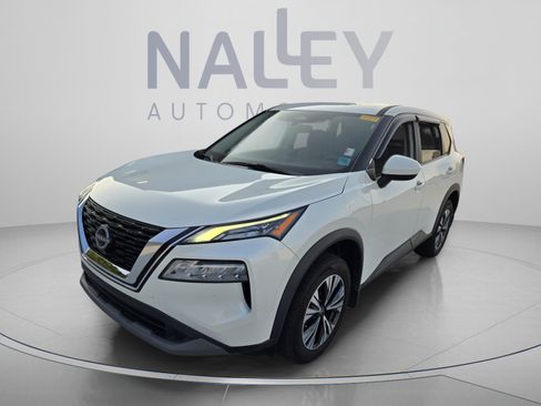 Used 2023 Nissan Rogue SV FWD image 1