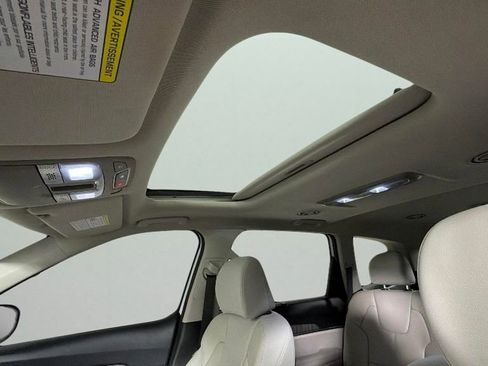 Used 2024 Kia Telluride EX w/ EX Captain's Chair Package FWD image 26