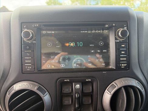Used 2018 Jeep Wrangler Unlimited Sport S AWD/4WD image 20