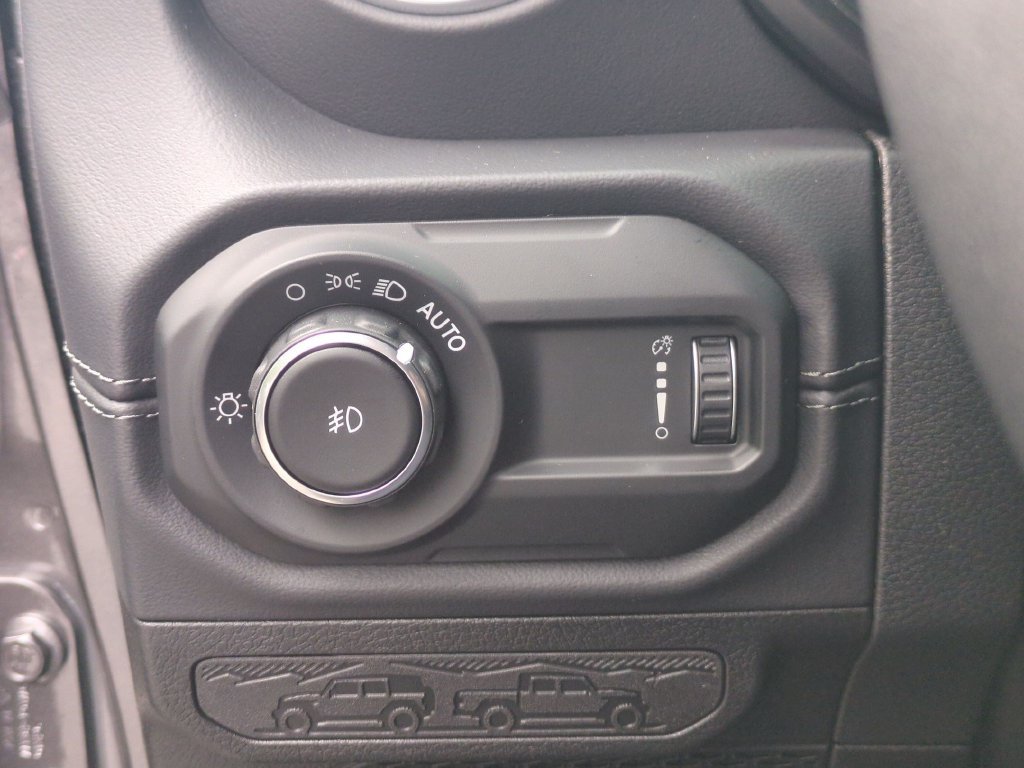 New 2027 Jeep Wrangler Unlimited Sahara AWD/4WD image 20