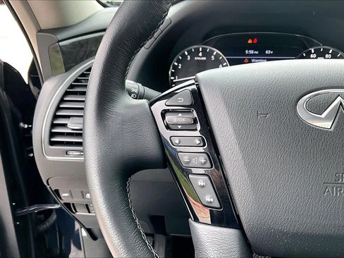 Used 2023 INFINITI QX80 Luxe w/ All-Season Package AWD/4WD image 24