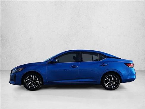 Used 2024 Nissan Sentra SV FWD image 9